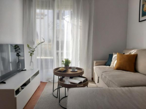 Benamara Gardens, Apartment with Pool, 100m from Beach near Marbella & Estepona, Estepona